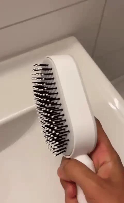Face Vacuum Cleaner & Hairbrush Offer